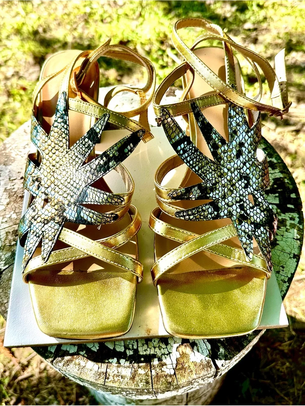 N/A stylish gold